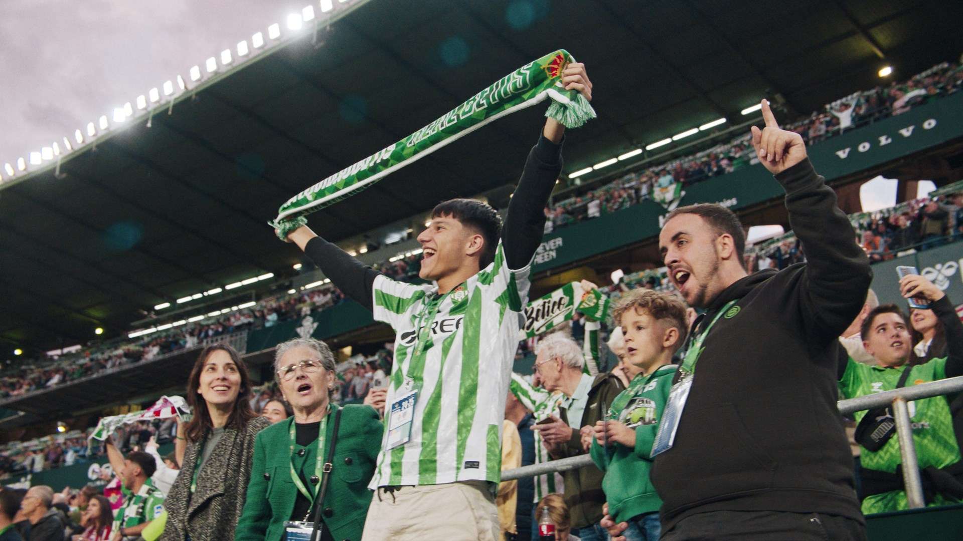 22／23賽季歐冠第1輪巴黎聖日耳曼2-1尤文圖斯 姆巴佩梅開二度內馬爾挑傳助攻.